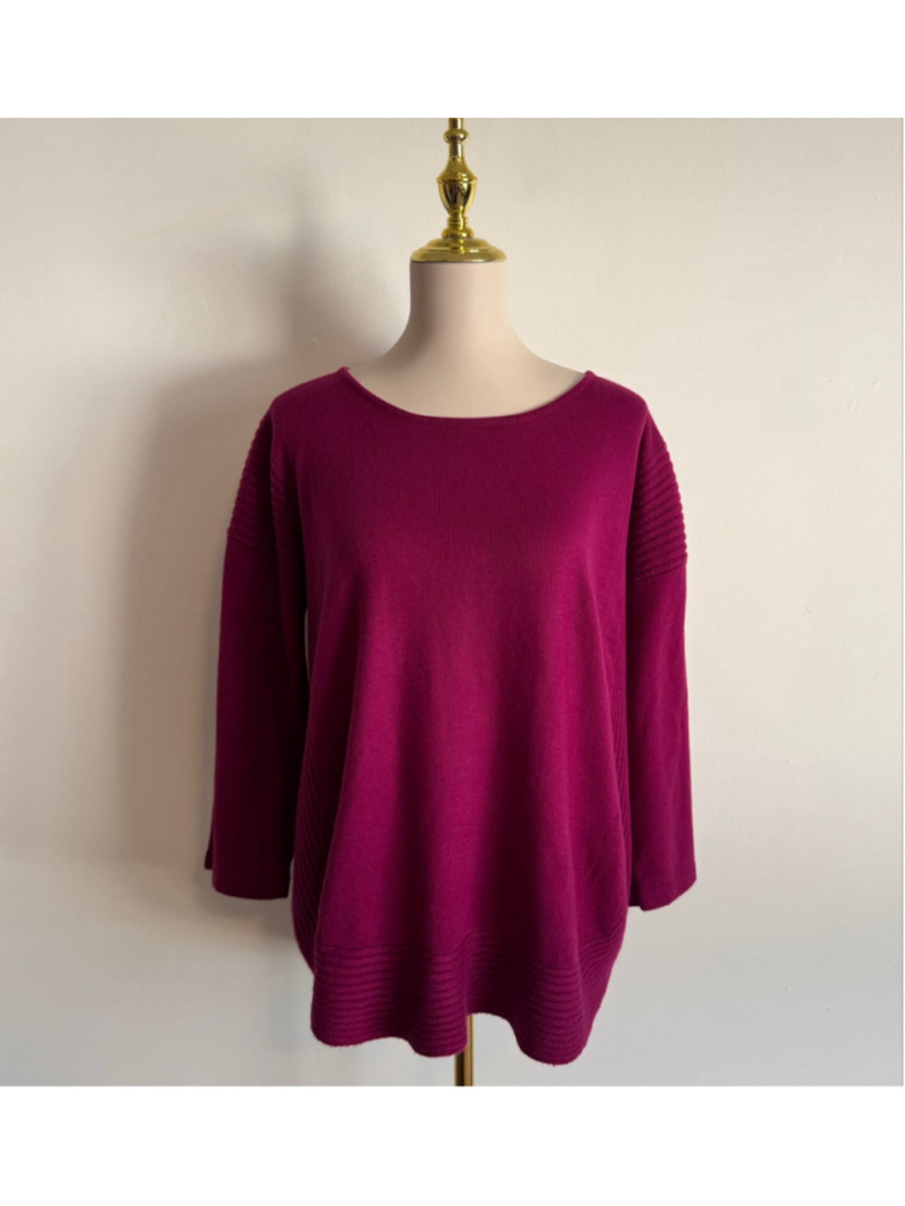 Women's Dana Buchman Magenta Crew Neck Sweater Size L